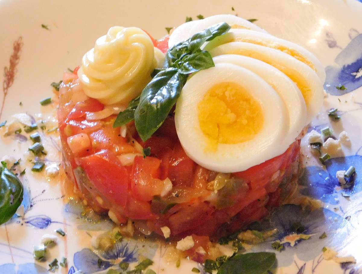 tomaten tartaar - voorgerecht recept ketodieet salade lunch - keto gezond afvallen